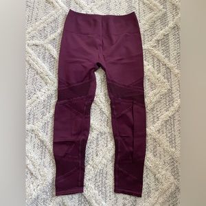 Fabletics Mesh Design Leggings